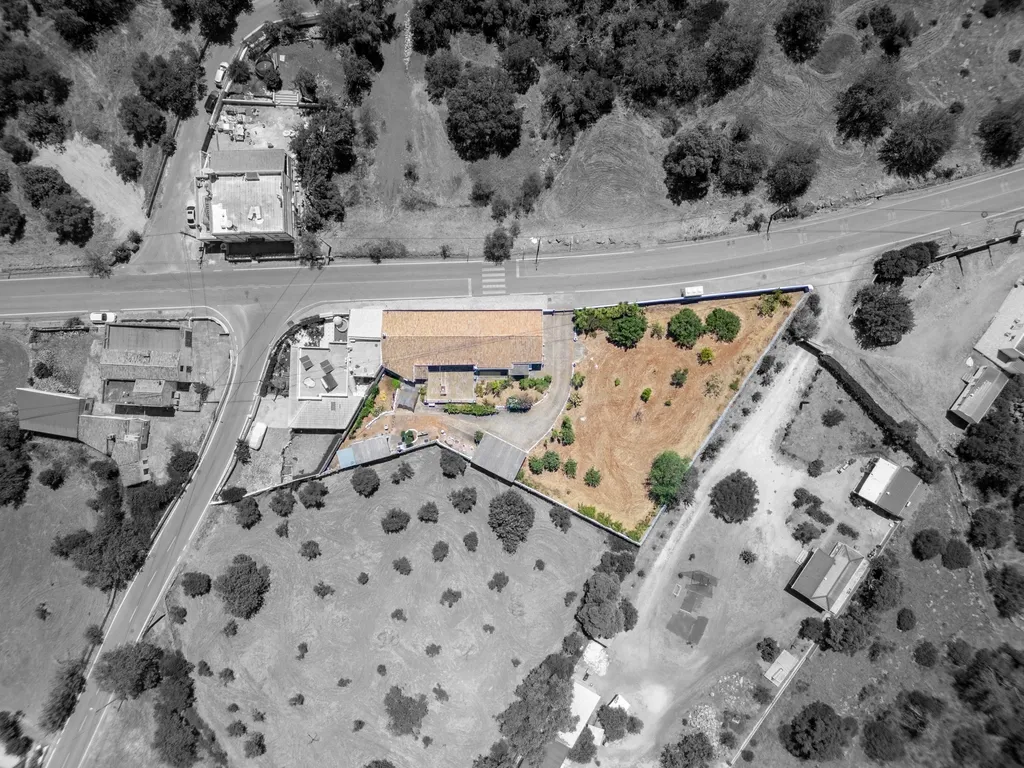 Encantadora Moradia com 7 Divisões em Parragil Loulé com Vista Campestre - Image 41