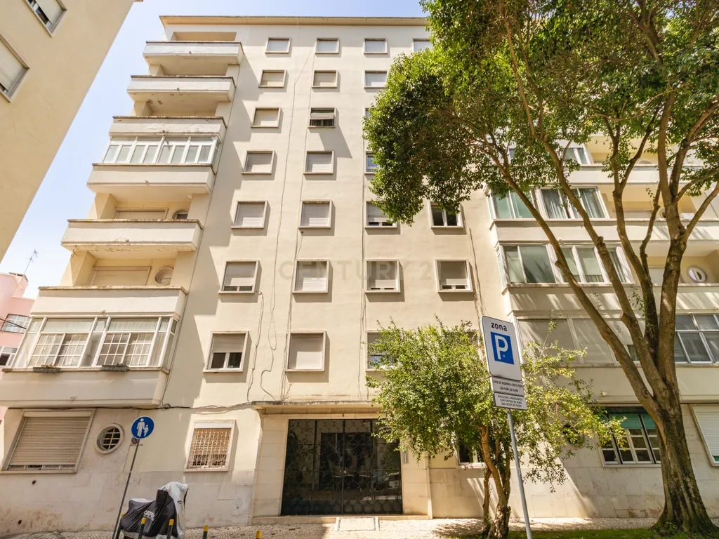 Apartamento T3 | 125 m² | Praça Pasteur – Lisboa - Image 22