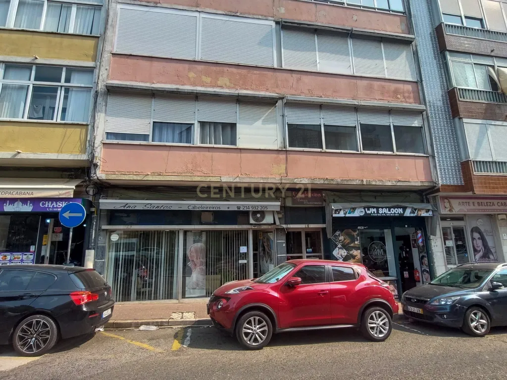 Apartamento T2 na Venteira, Amadora - Image 17
