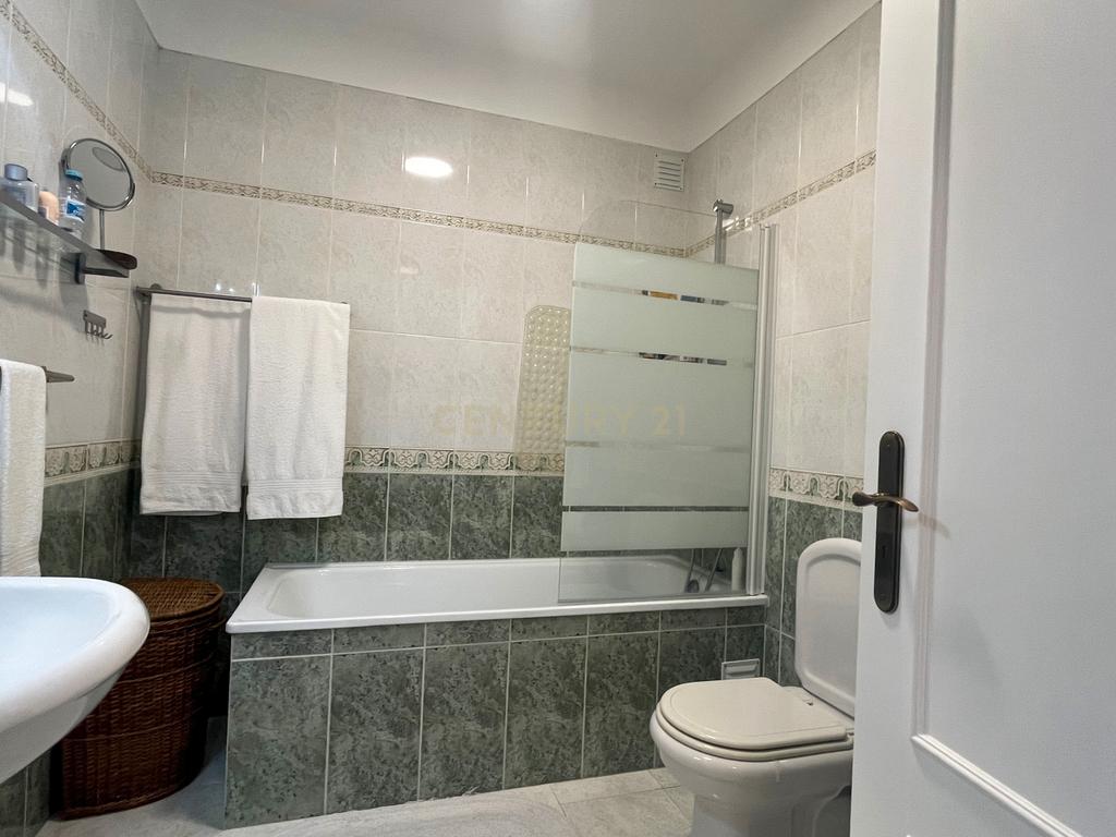 Moradia T2+1 Sobreiro, Mafra - Garagem Box - Image 15