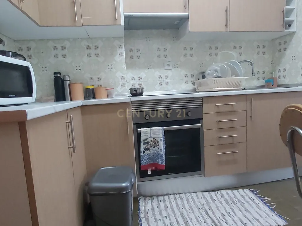 🌞 Apartamento T4 Luminoso com Excelentes Áreas e Garagem– Zona Premium de Beja - Image 13