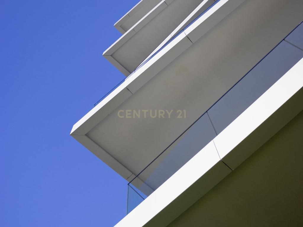 T3 Novo em Ferreiros, Braga | Suíte e 2 Quartos com Closet e Varanda Panorâmica - Image 25