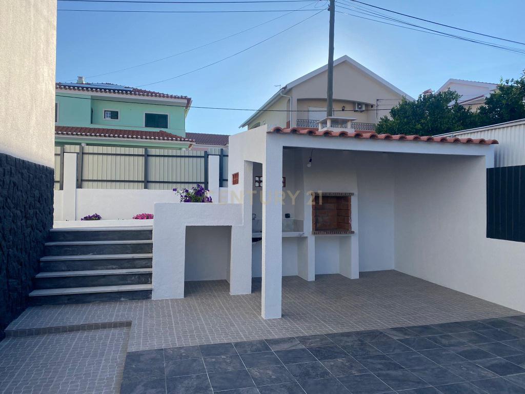 Moradia T8 Isolada - Aires - Palmela - Image 39