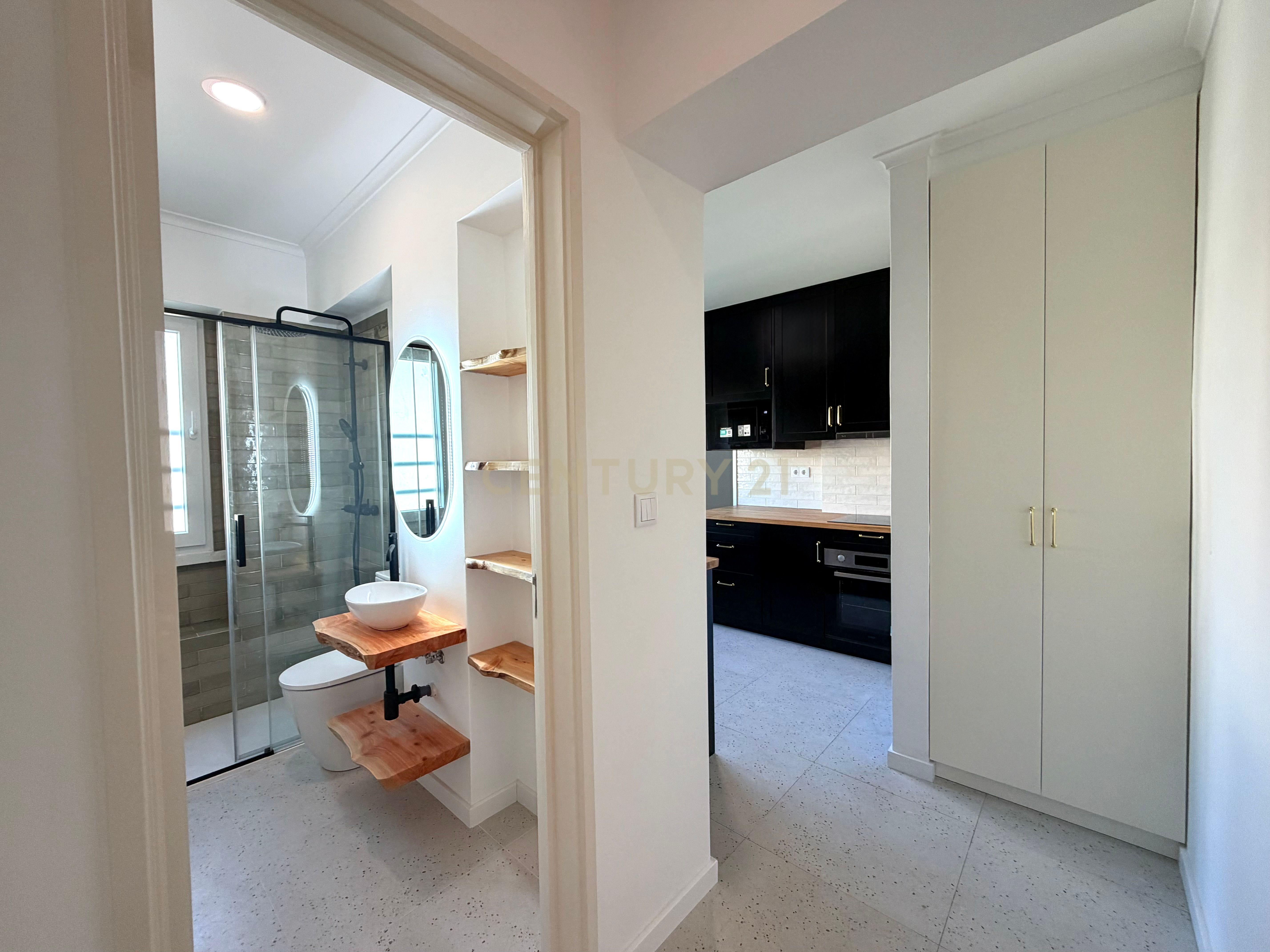 Fotografia 3 de T3+1 Totalmente Remodelado para Arrendamento em Alvalade