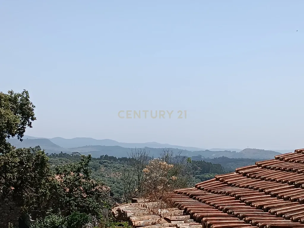 Moradia T2 para recuperar no centro da aldeia de Vale Centeio – Pombalinho - Soure - Image 10