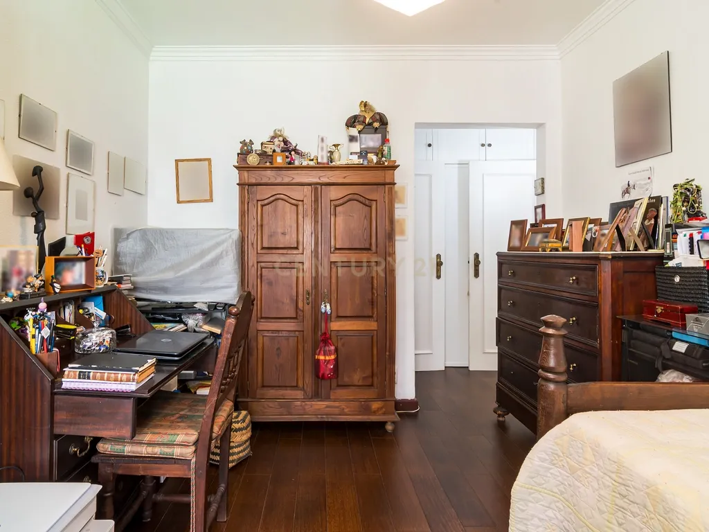 Apartamento T3+1 com varandas e terraço, junto ao Mercado da Vila, Cascais. Em Venda! - Image 20