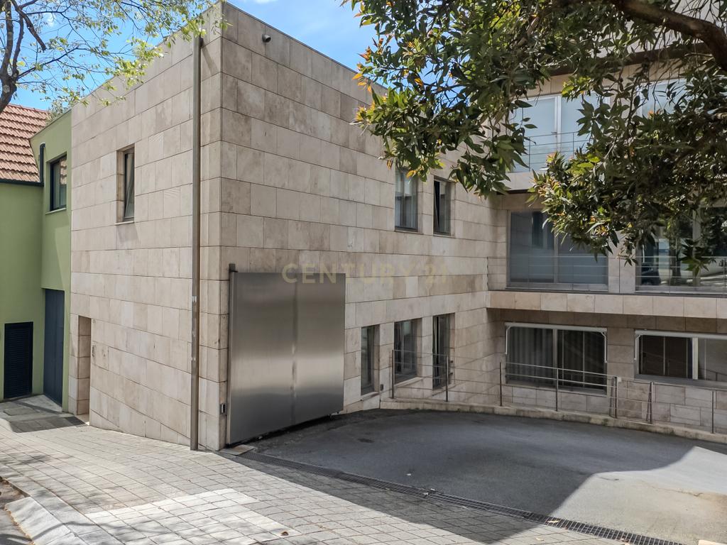 Apartamento T3+1 Porto - Foz - Image 39