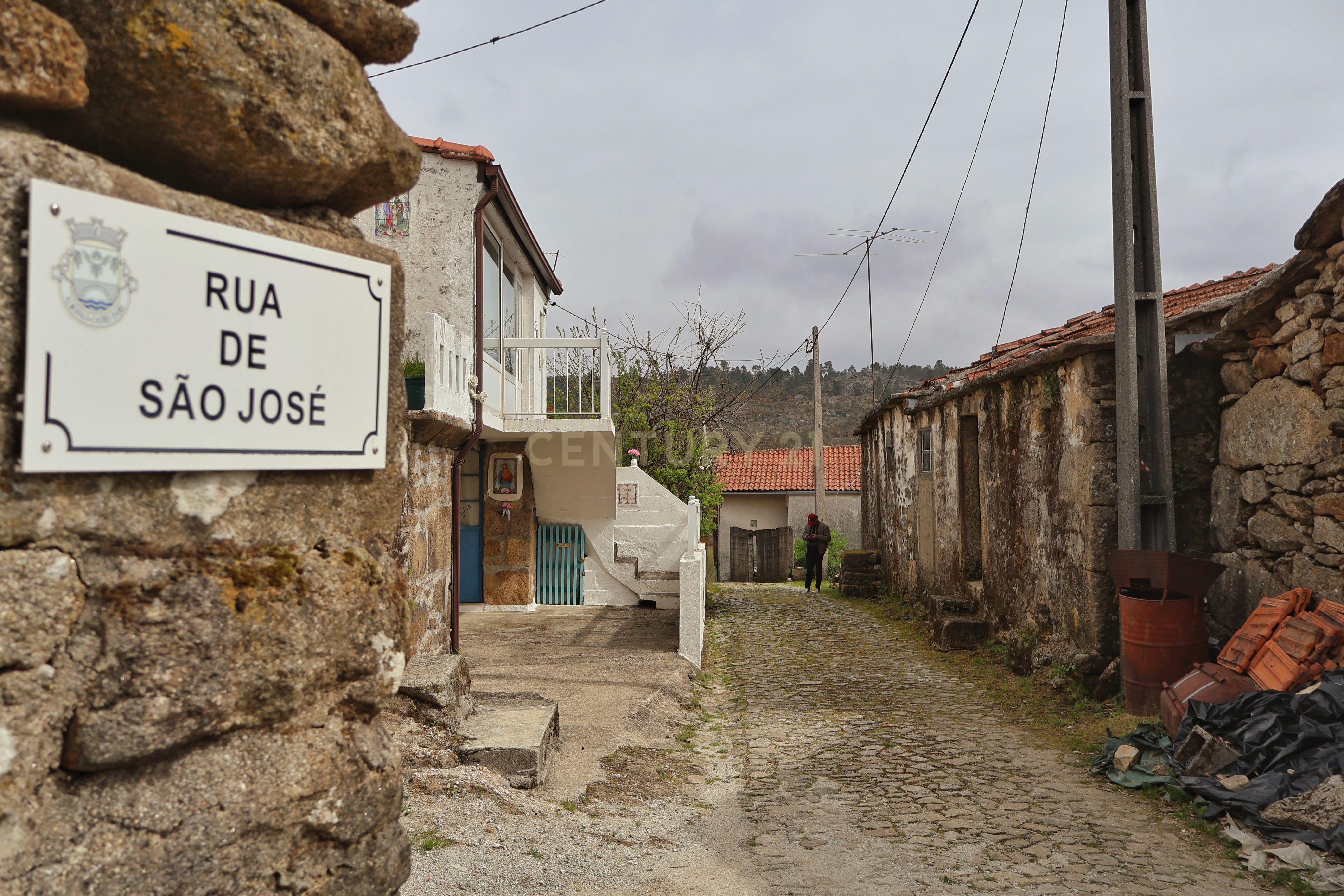 Fotografia 7 de Projeto Turístico Rural Aprovado - Licença a pagamento -  Almofala, Castro Daire, Viseu - 0651-06119