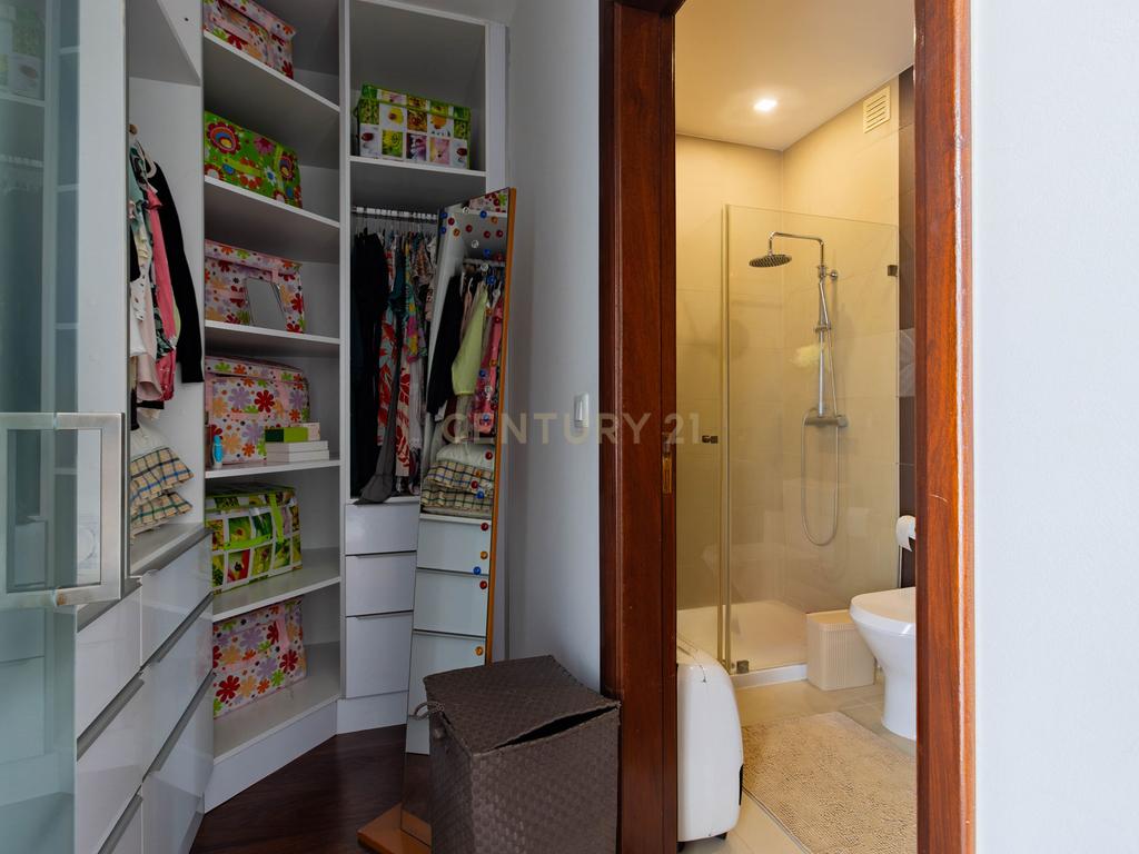 Moradia T3 com Jardim, Garagem e Cave em Embra, Marinha Grande - Image 24