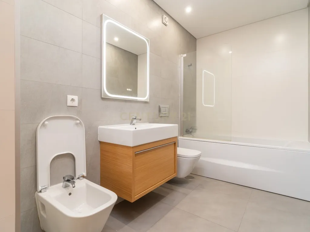 Apartamento T1 com garagem, Olivais, Coimbra - Image 13