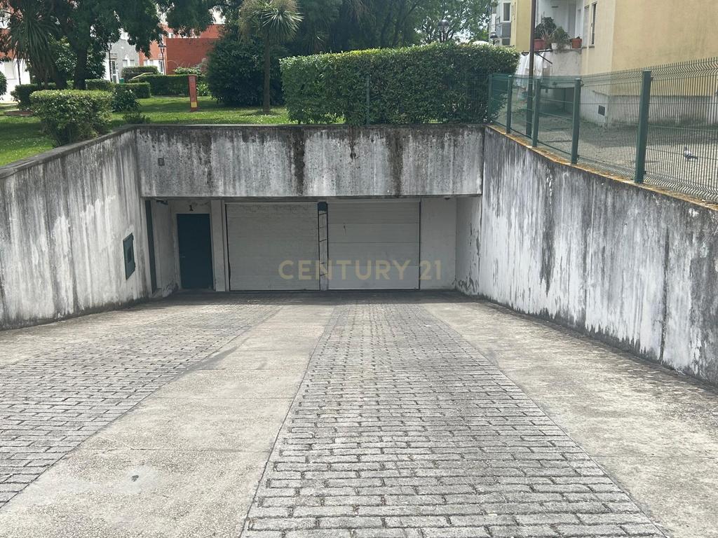 Lugar de garagem em Alfragide, Amadora - 19.900€ - Image 10