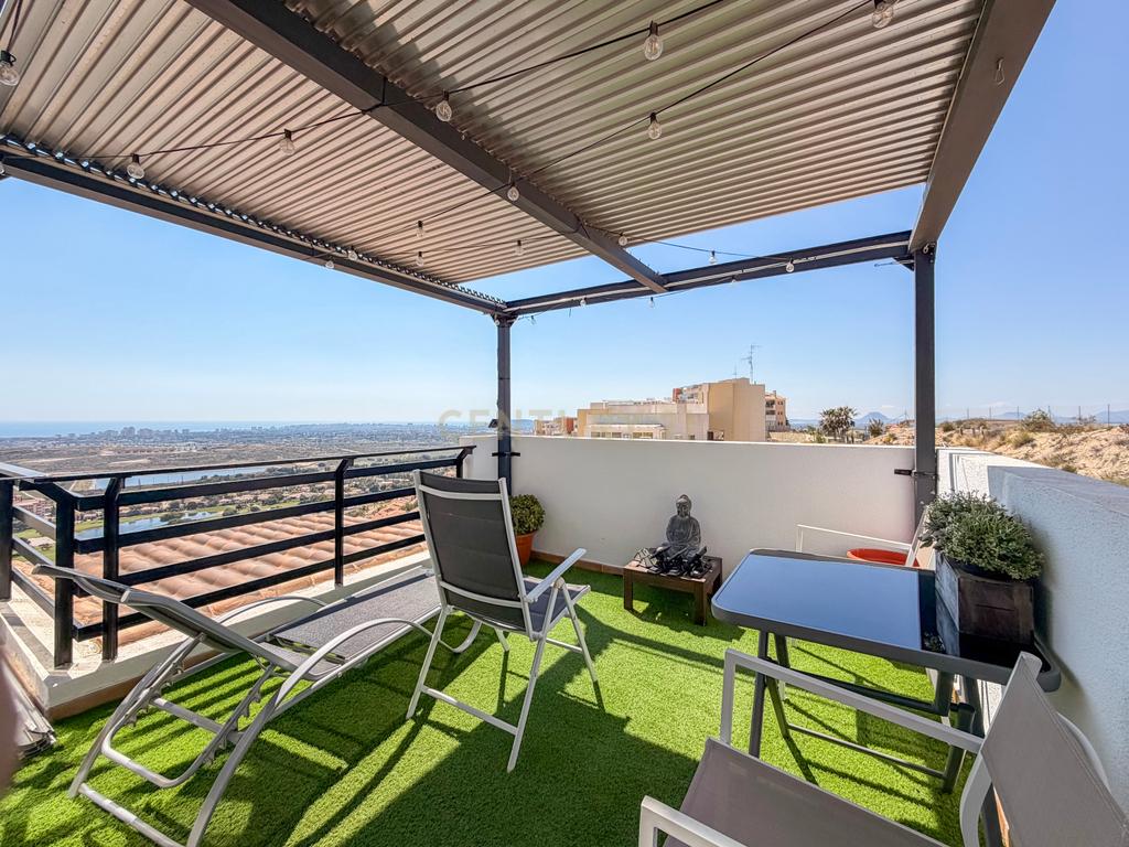 Penthouse com vista mar, quase 40 m² de terraços e tudo num só piso - Image 3