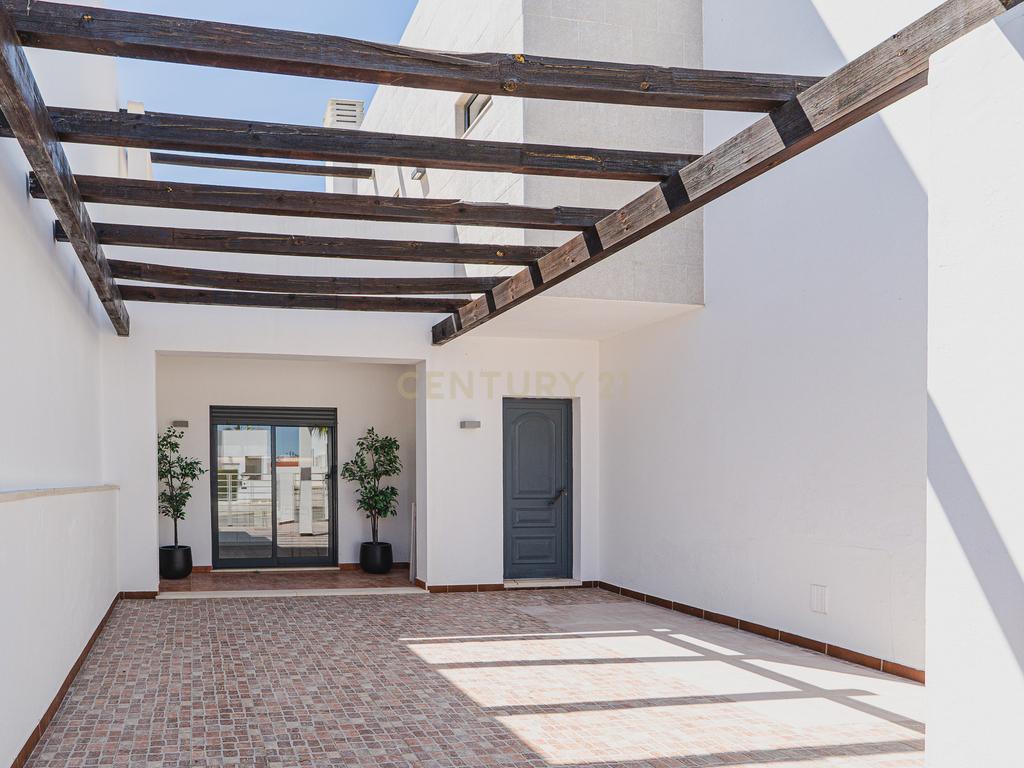 Moradia com 3 Quartos com Piscina - Urbanização Quinta do Rogel - Alcantarilha - Algarve - Image 35