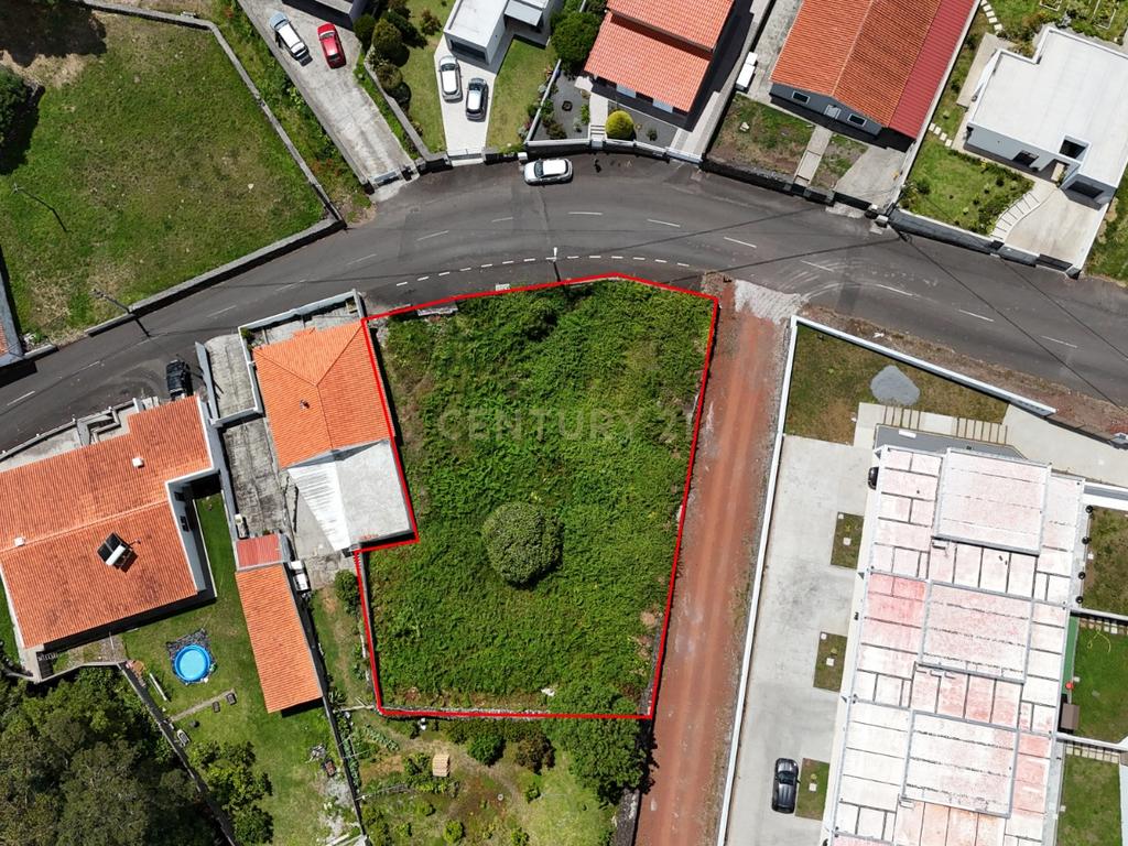 Terreno urbano em São Bartolomeu de Regatos, Angra do Heroísmo - Image 2
