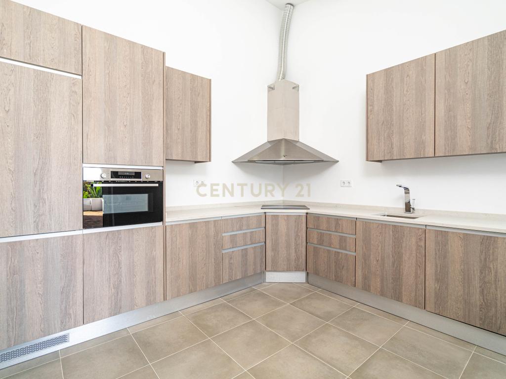 CASA PONTE VELHA – 2 CASAS TOTALMENTE RENOVADAS COM GRANDES JARDINS E VISTAS PANORÂMICAS - Image 12