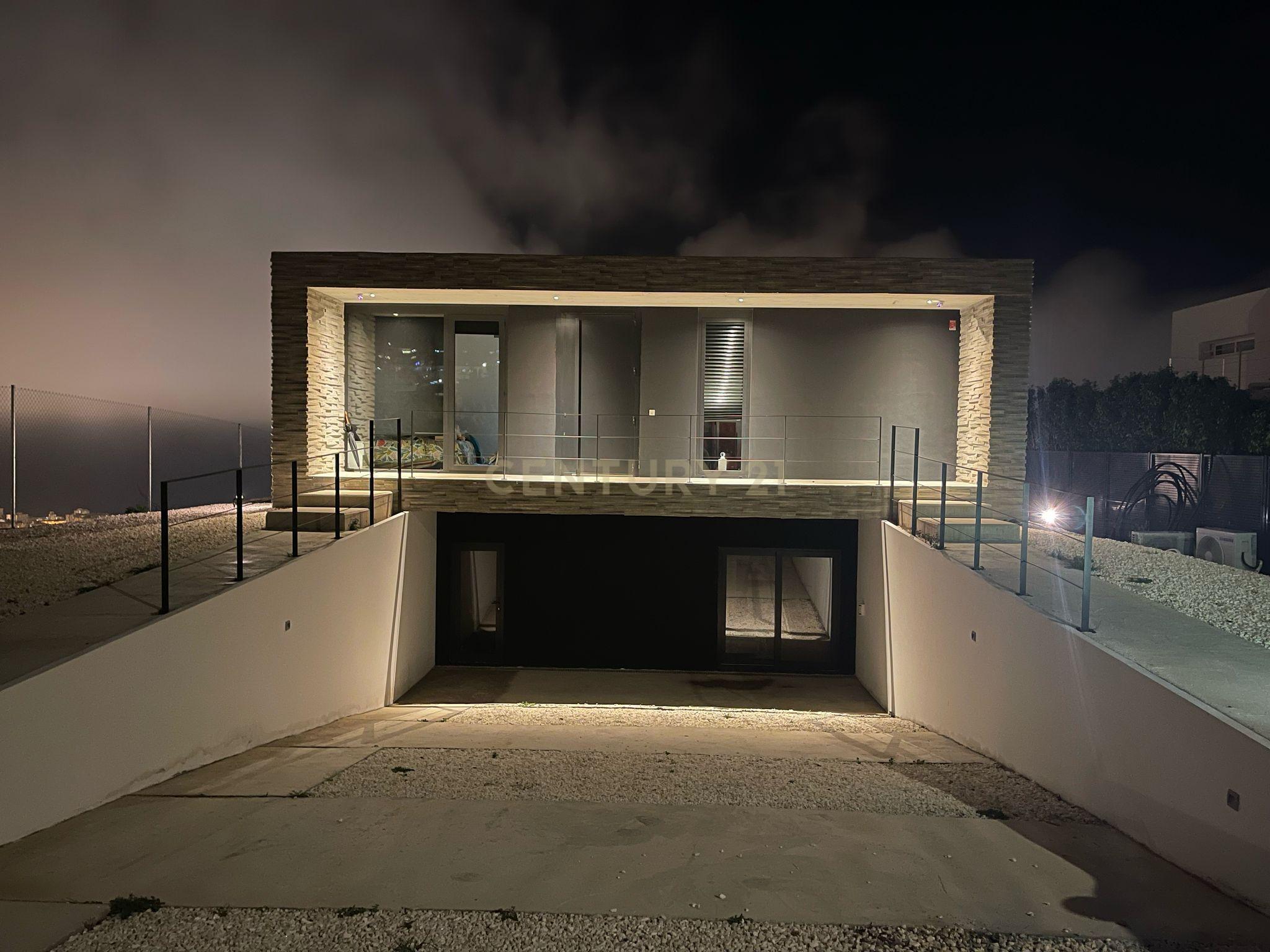 Luxuosa Moradia com Piscina e Jardim em Málaga, Andalucía - Image 22