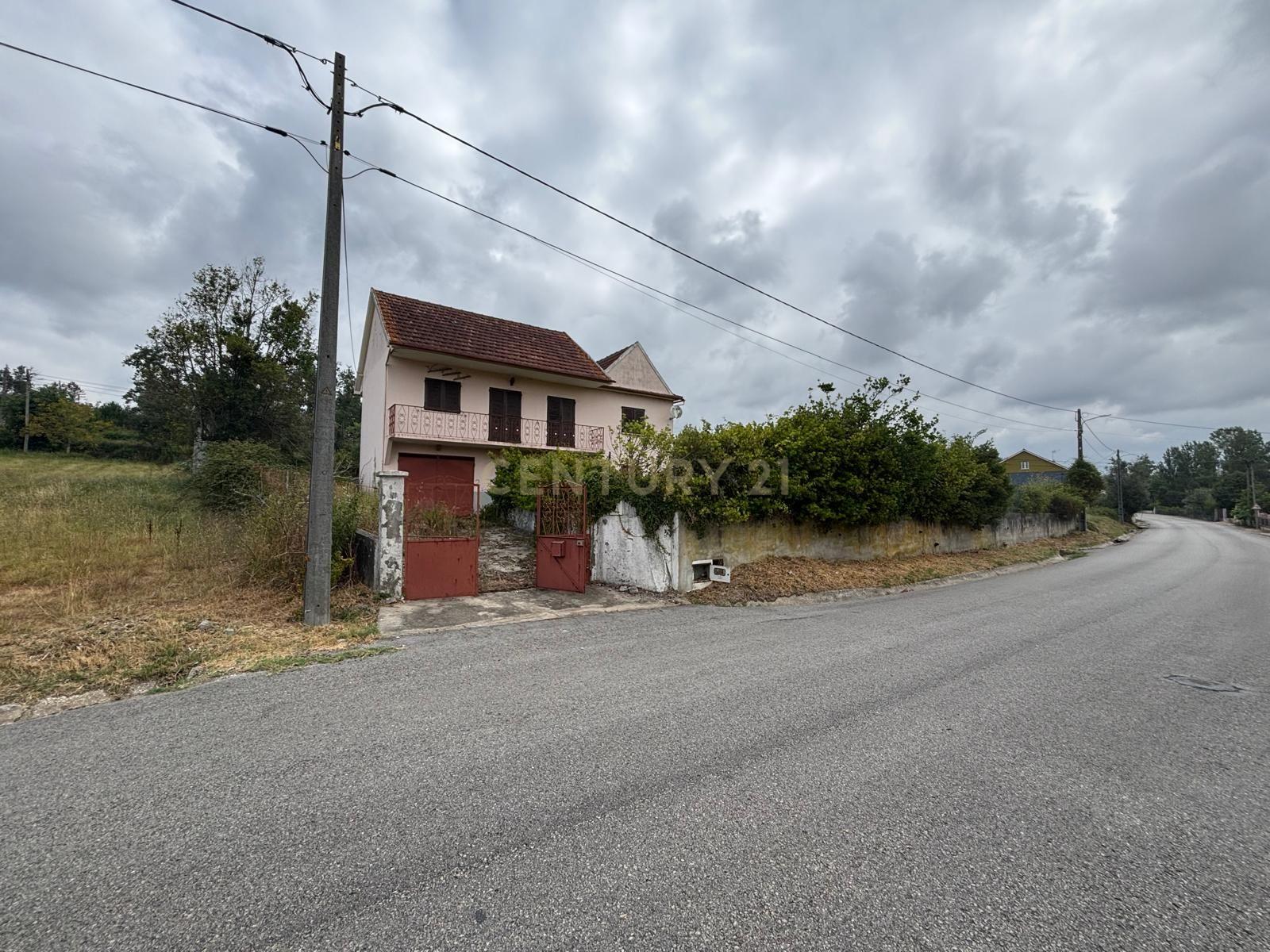 Fotografia 9 de Moradia T4 em Santiago de Litém, Pombal com Jardim e Vista Campestre