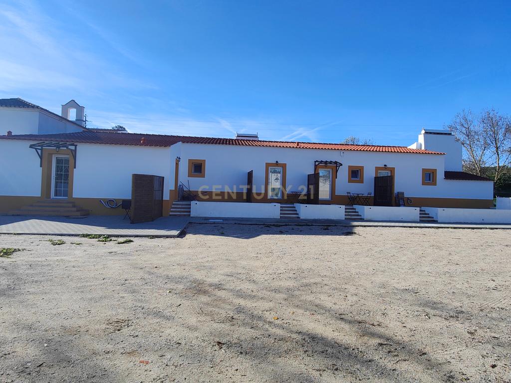 STUDIOS RESIDENCE - Evora (T0 e T1) - Image 1