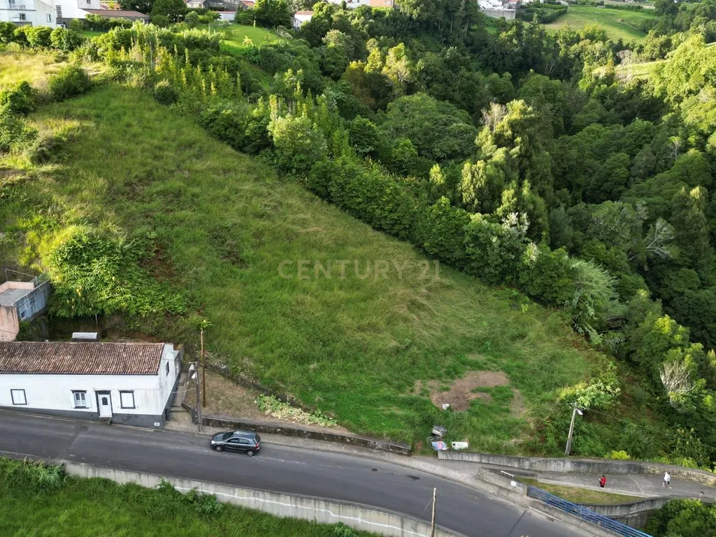 Terreno Urbanizável em Povoação - Image 4