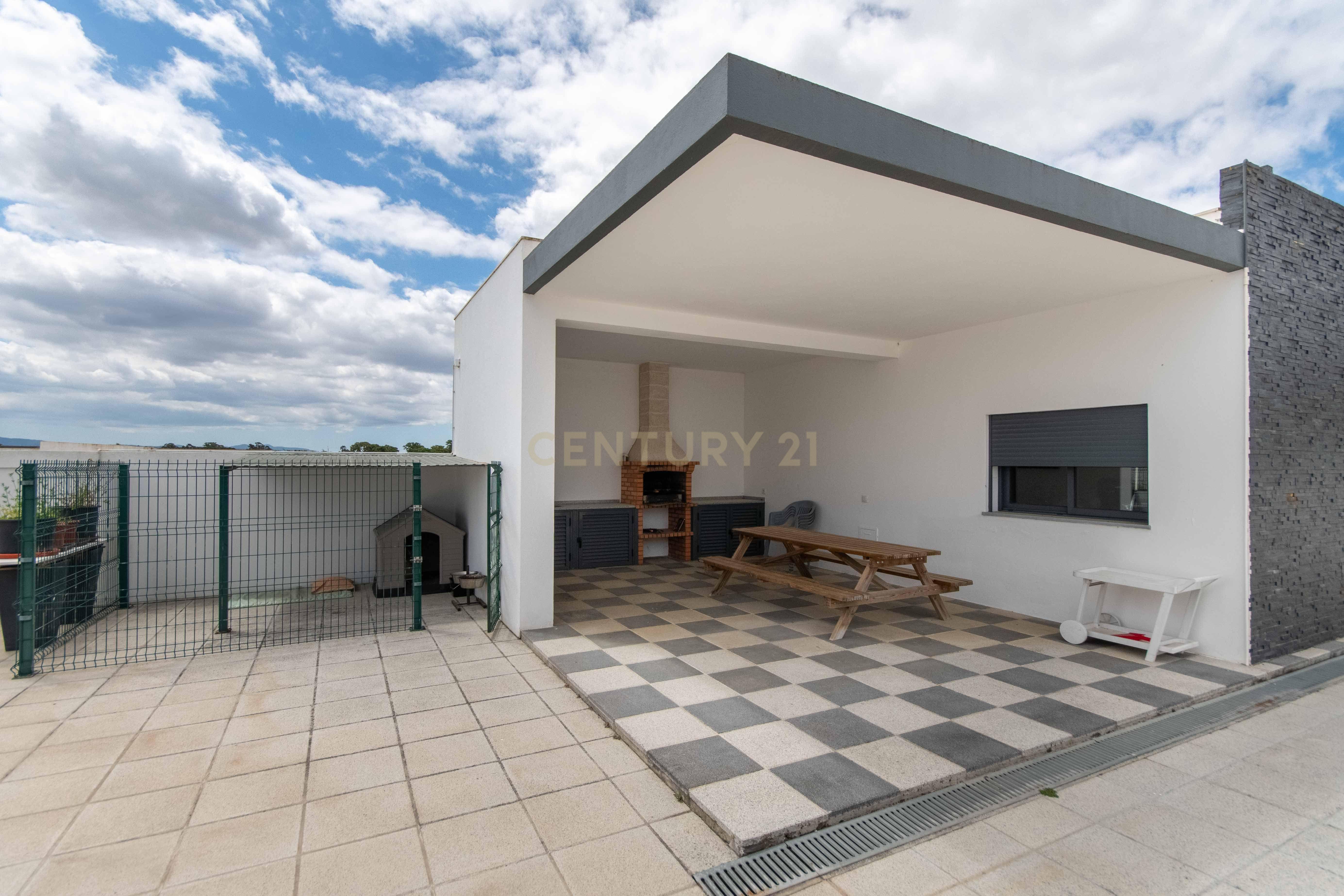 Moradia Térrea T4 no Montijo — Isolada, Moderna e com Piscina - Image 42