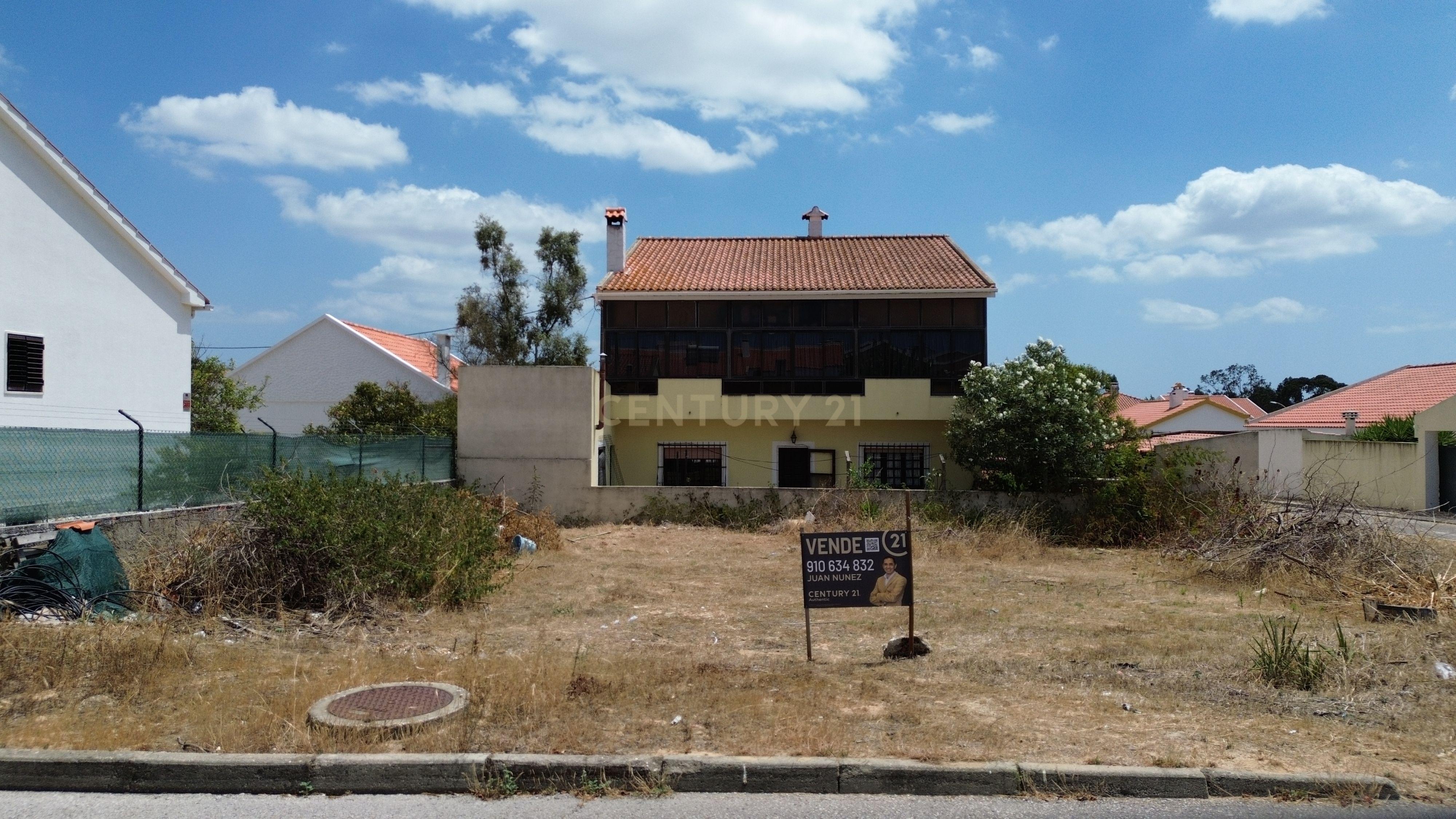 Fotografia 6 de Terreno Urbano de 318 m² em Palmela: Viabilidade para Moradia de 210 m² + Garagem
