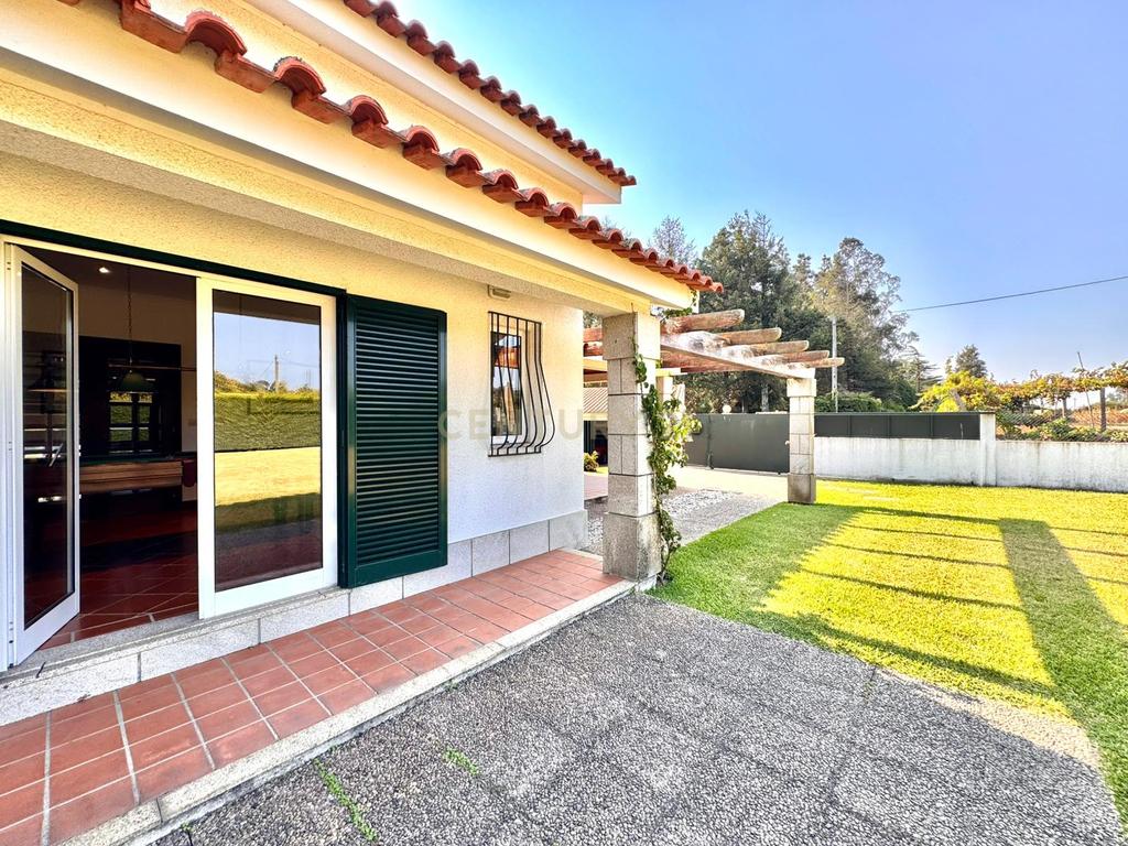 Luxuosa Moradia T5 em Esposende com Vista Deslumbrante - Image 21