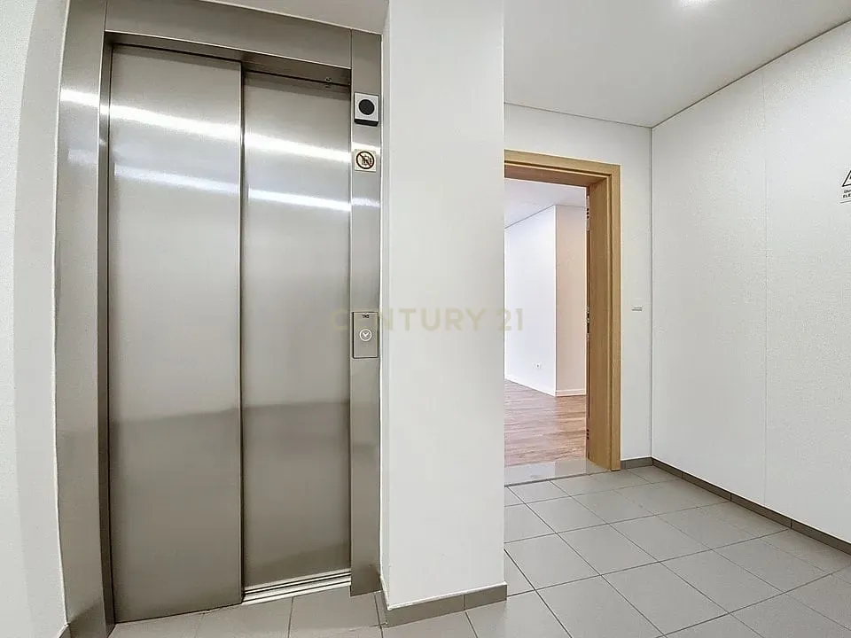 Fotografia 4 de Apartamento T2 Novo Mobilado com Vista Mar – Lagoa | São Miguel