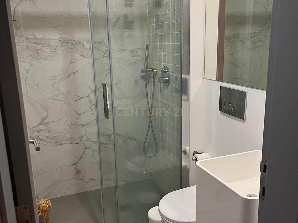 Apartamento T2 em Campo de Ourique - Image 10