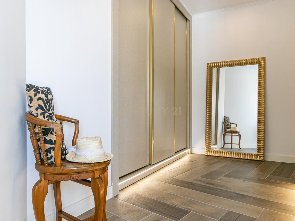 Apartamento T4 com 3 Suites, em zona Prime de Algés - Image 46