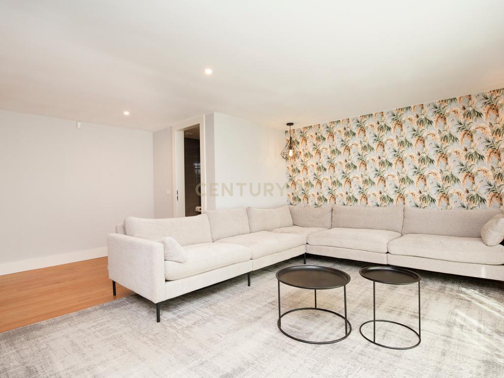 Moradia T5 no Bloom Marinha - Image 23