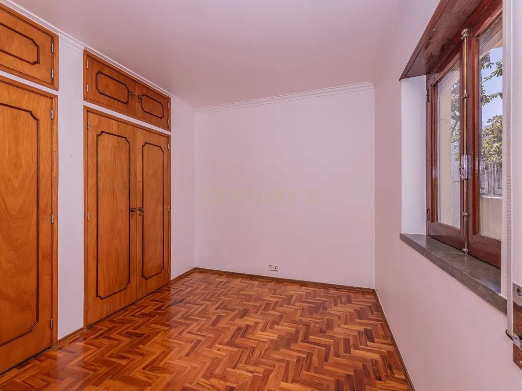 Moradia Isolada com Garagem Box para 2 Carros — Matarraque, S. Domingos de Rana - Image 24