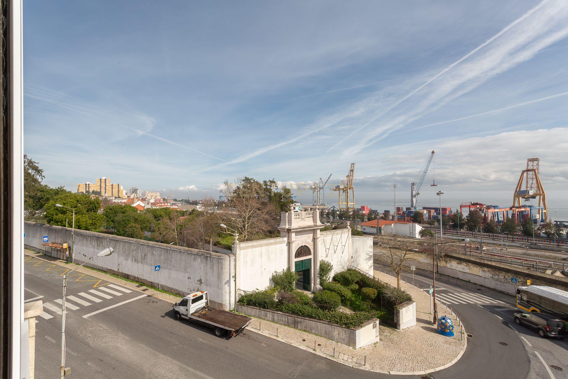 Apartamento T2 com Vista Rio – Calçada da Cruz da Pedra - Image 24