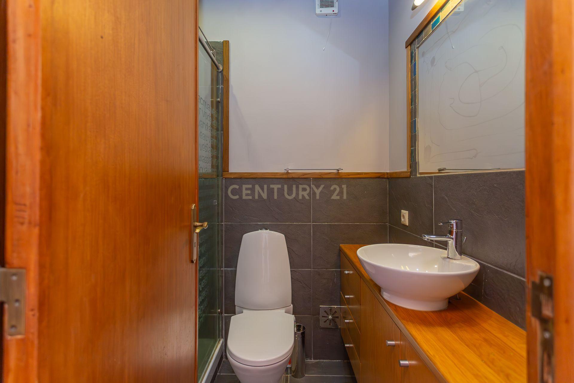 Apartamento T2 com Vista Rio – Calçada da Cruz da Pedra - Image 15