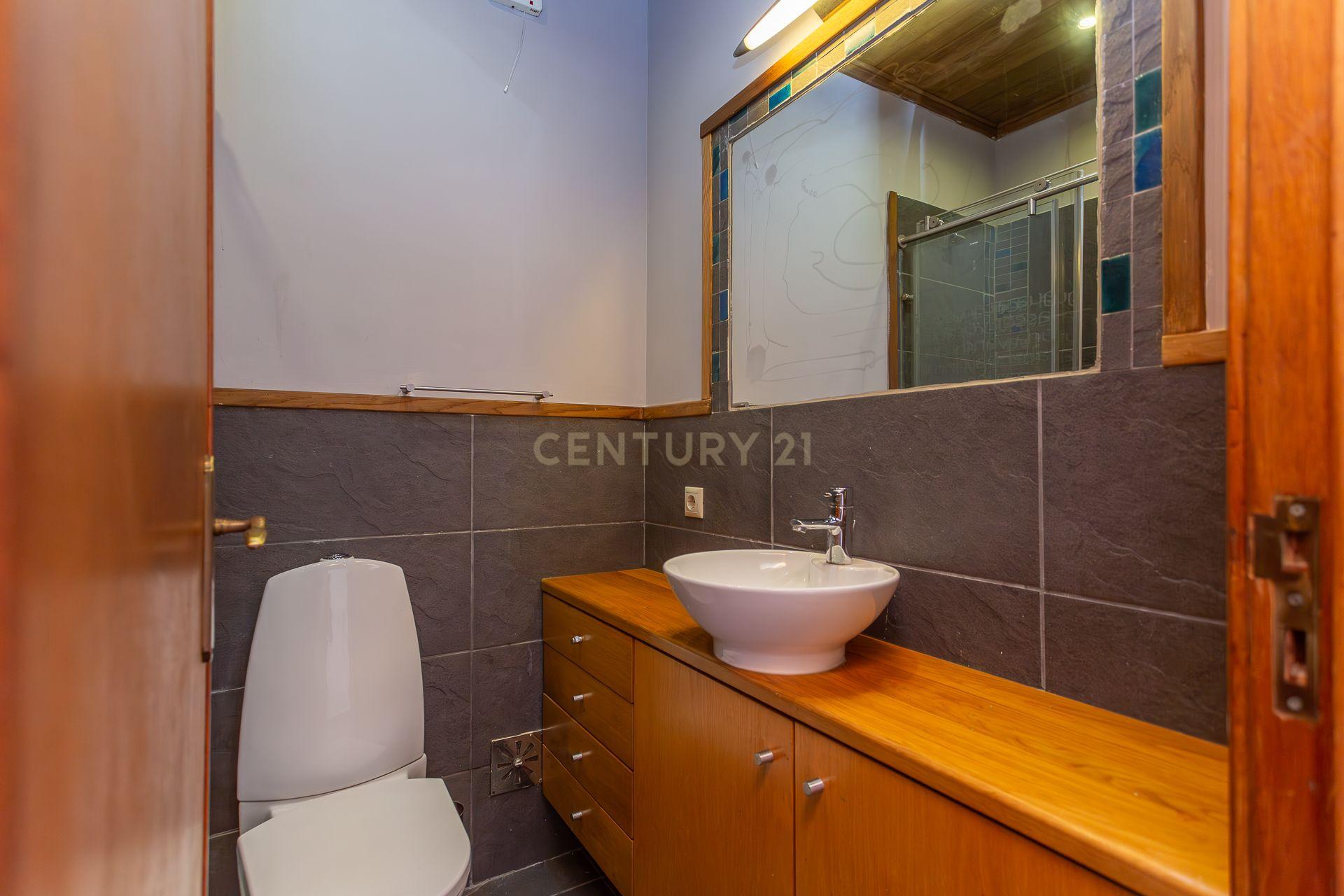 Apartamento T2 com Vista Rio – Calçada da Cruz da Pedra - Image 16