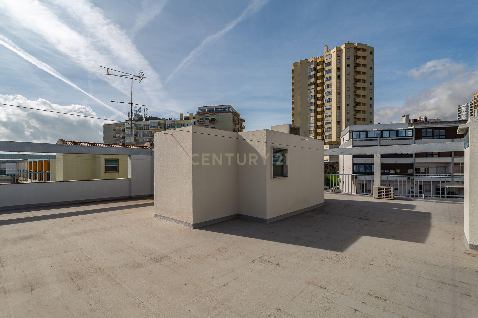Apartamento T2 com Vista Rio – Calçada da Cruz da Pedra - Image 27