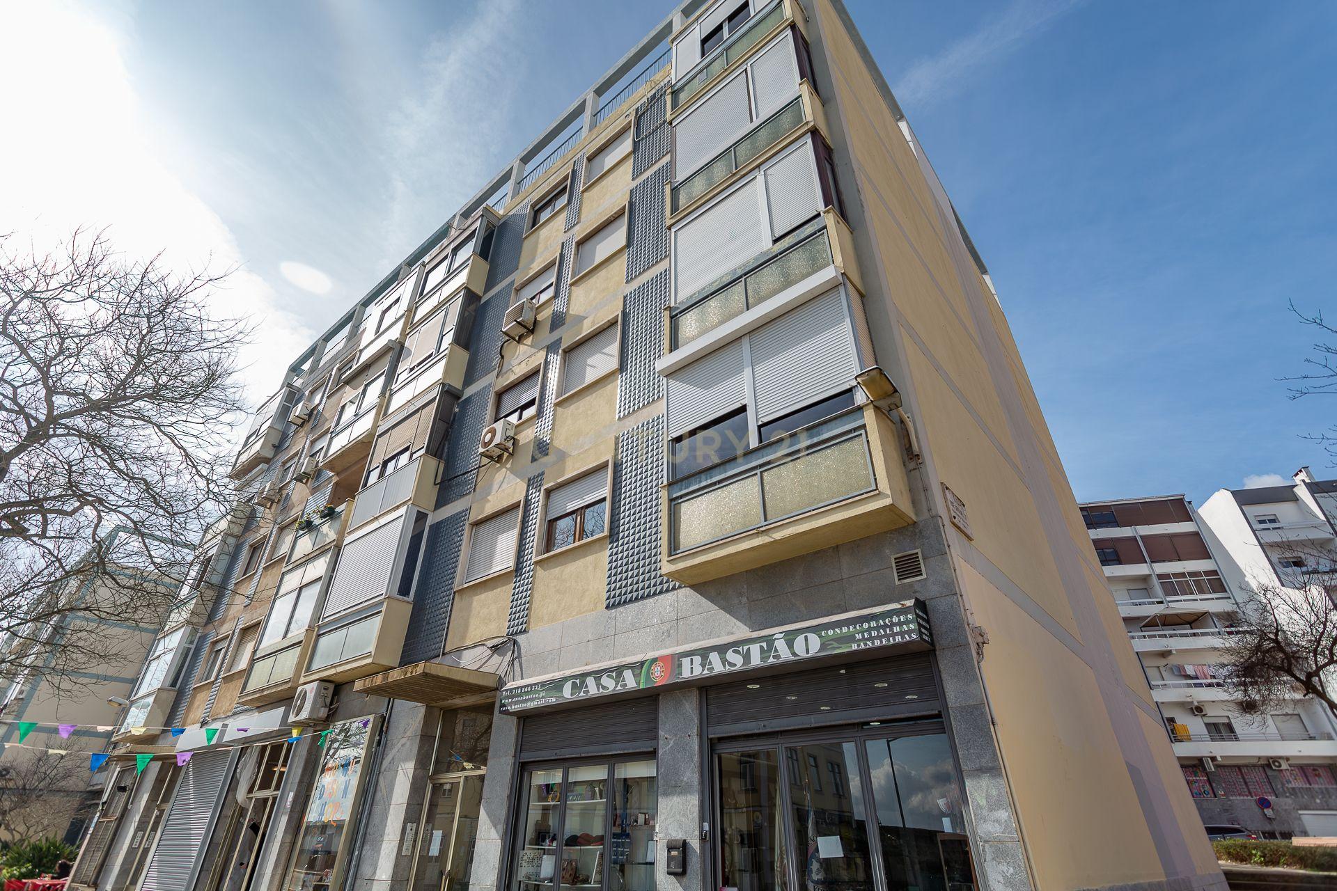 Apartamento T2 com Vista Rio – Calçada da Cruz da Pedra - Image 32
