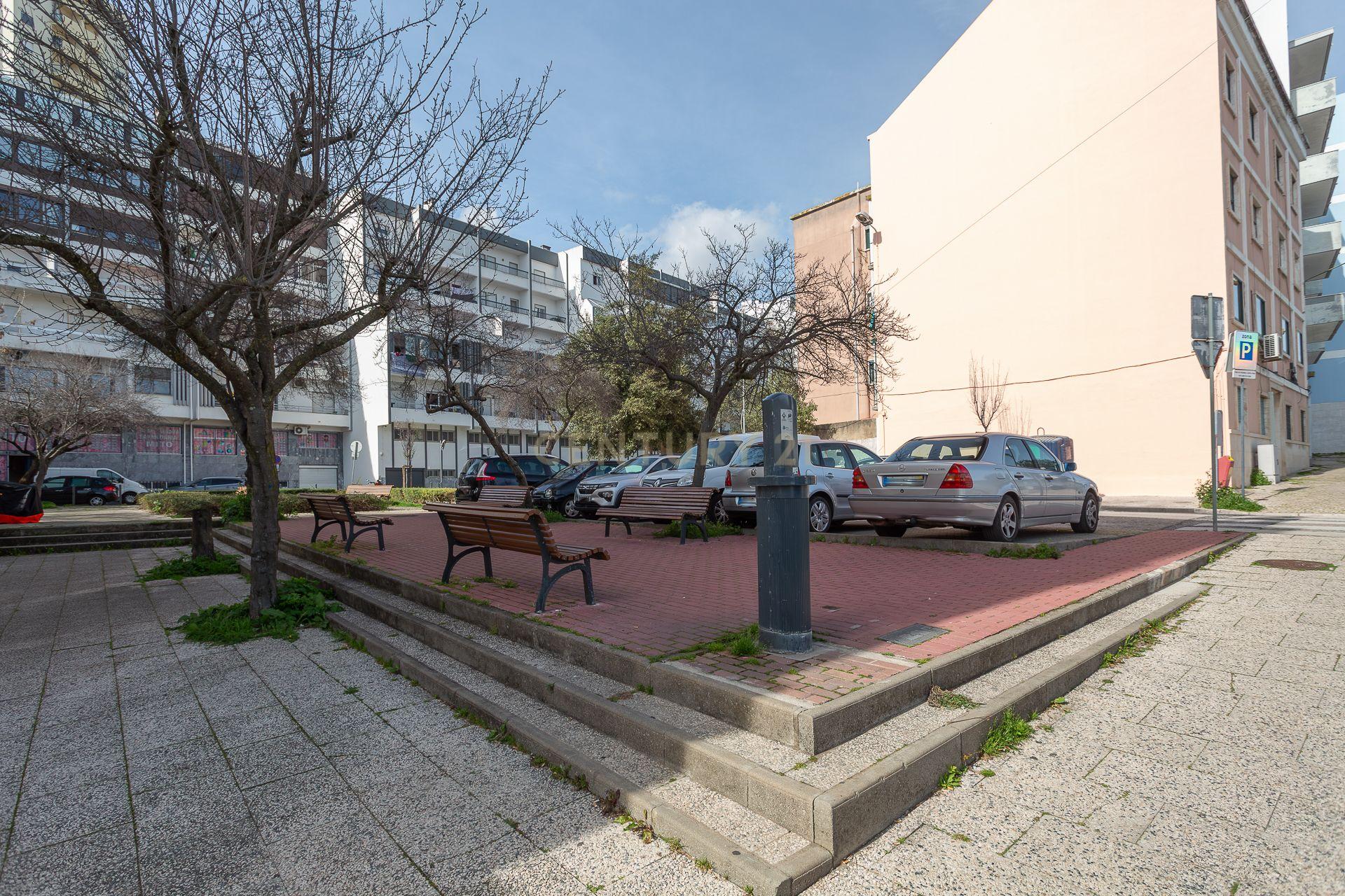 Apartamento T2 com Vista Rio – Calçada da Cruz da Pedra - Image 38
