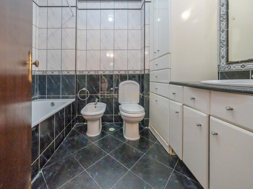 Apartamento T2, na Várzea, em Setúbal  - Image 8