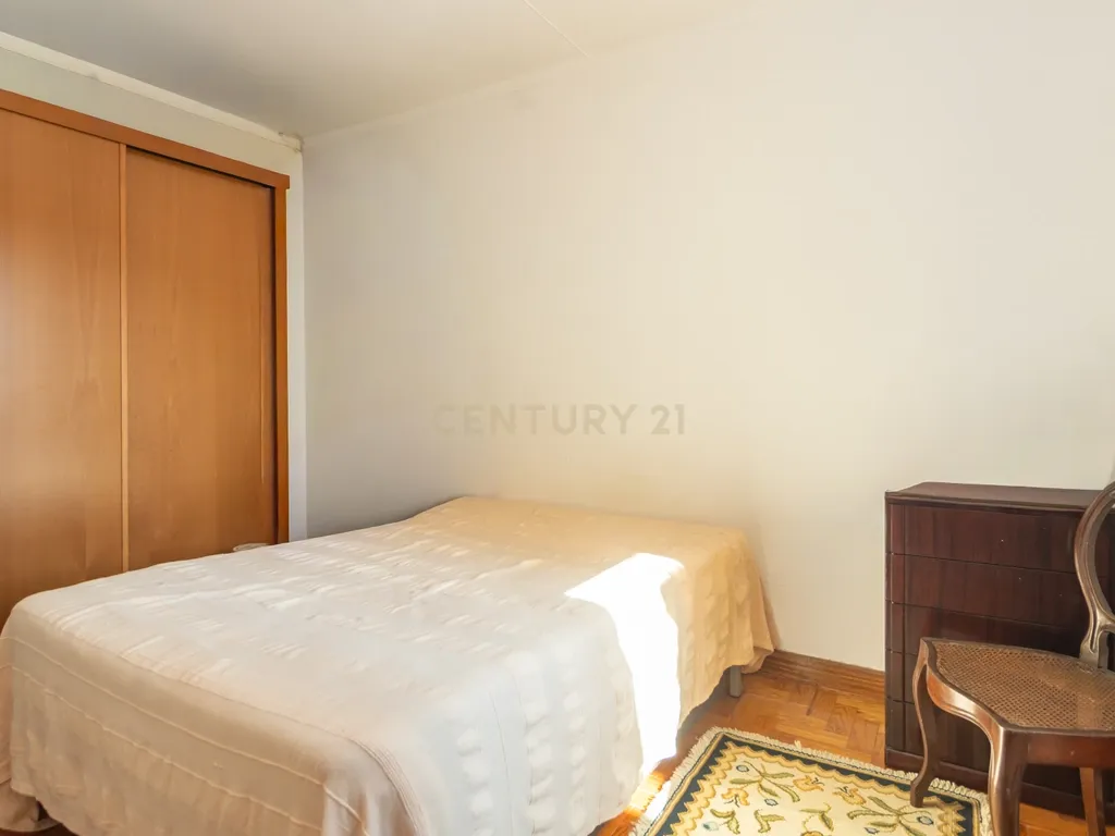 Moradia em Banda de 5 assoalhadas na Banática - Image 59