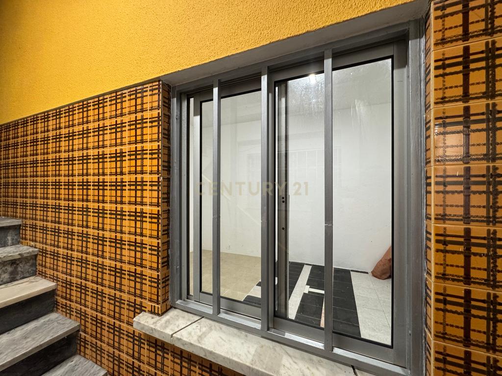 Anexo para arrumos ou armazém em São João da Talha. - Image 7
