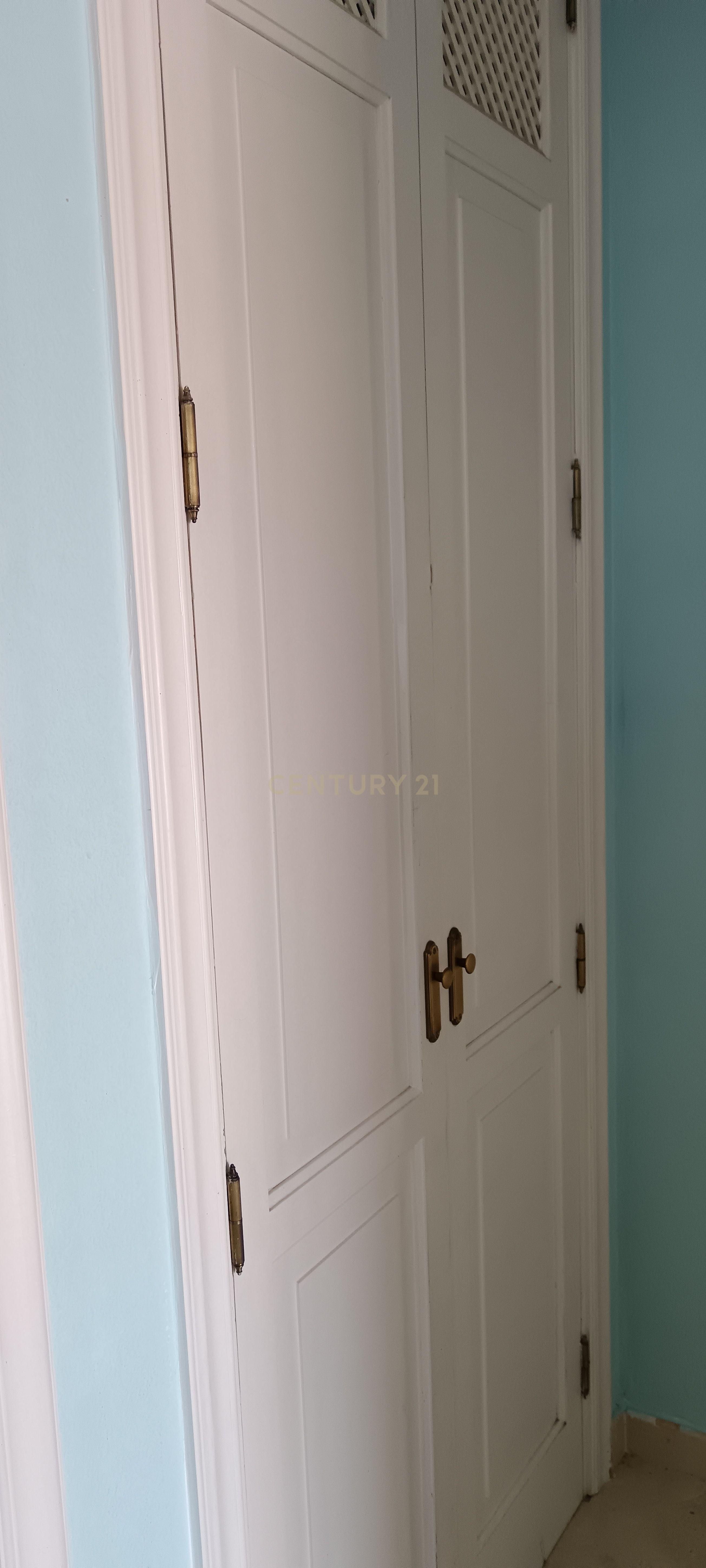 - Image 14