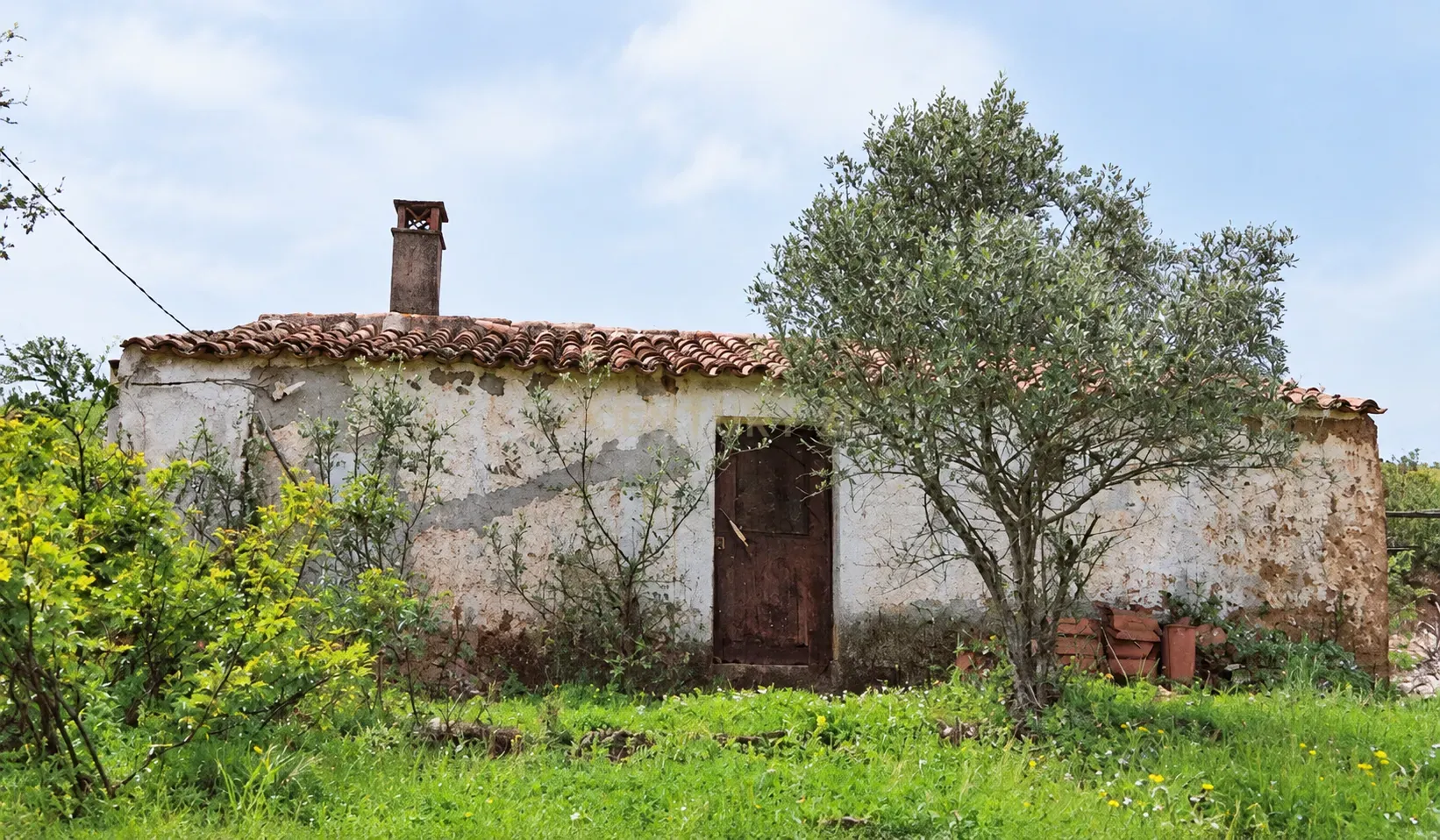 Fotografia 3 de Casa de Campo com 2,53 Hectares de Terreno Misto – S. Marcos da Serra / Silves