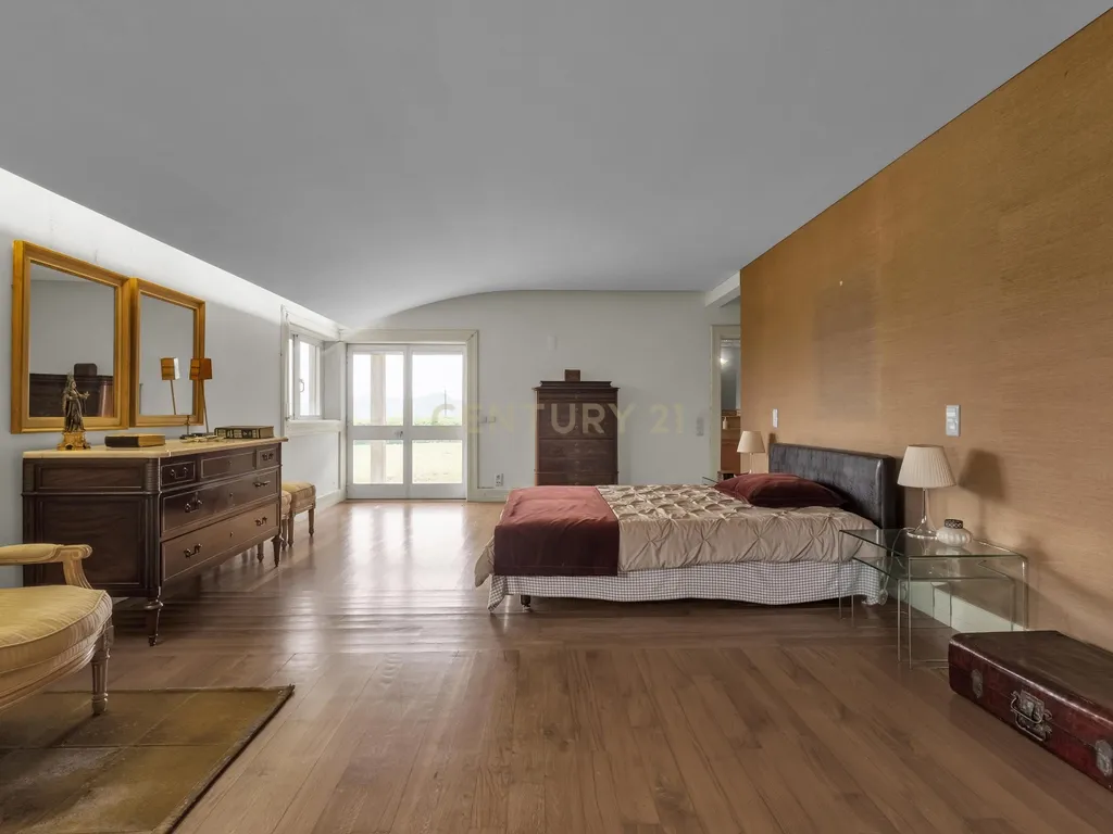 Moradia em vizela com 6 quartos e elevado potencial de investimento - Image 10