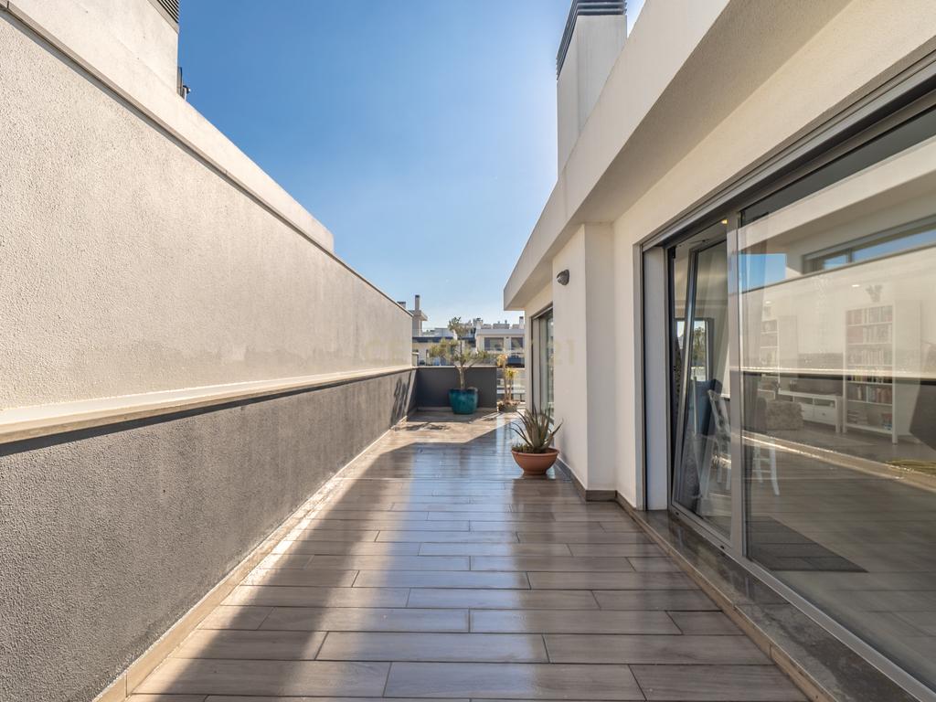 Duplex com terraço! a 5 minutos das praias! Quinta de Santa Teresa! - Image 45