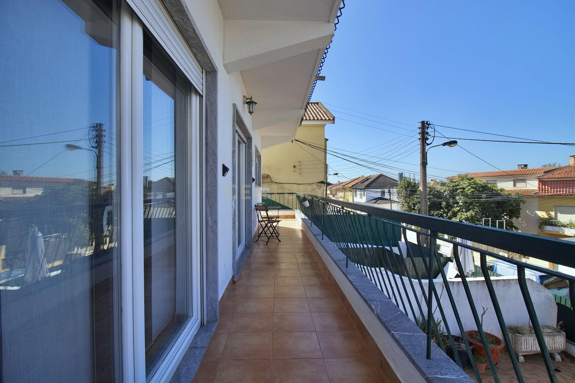 Fotografia 6 de Andar de moradia  T4 na Madorna, Cascais