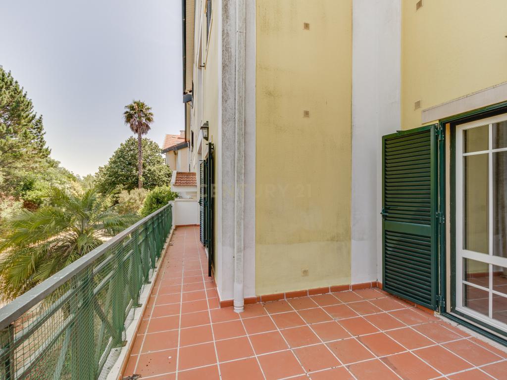 Apartamento T3 em condomínio fechado com piscina na Beloura - Image 22