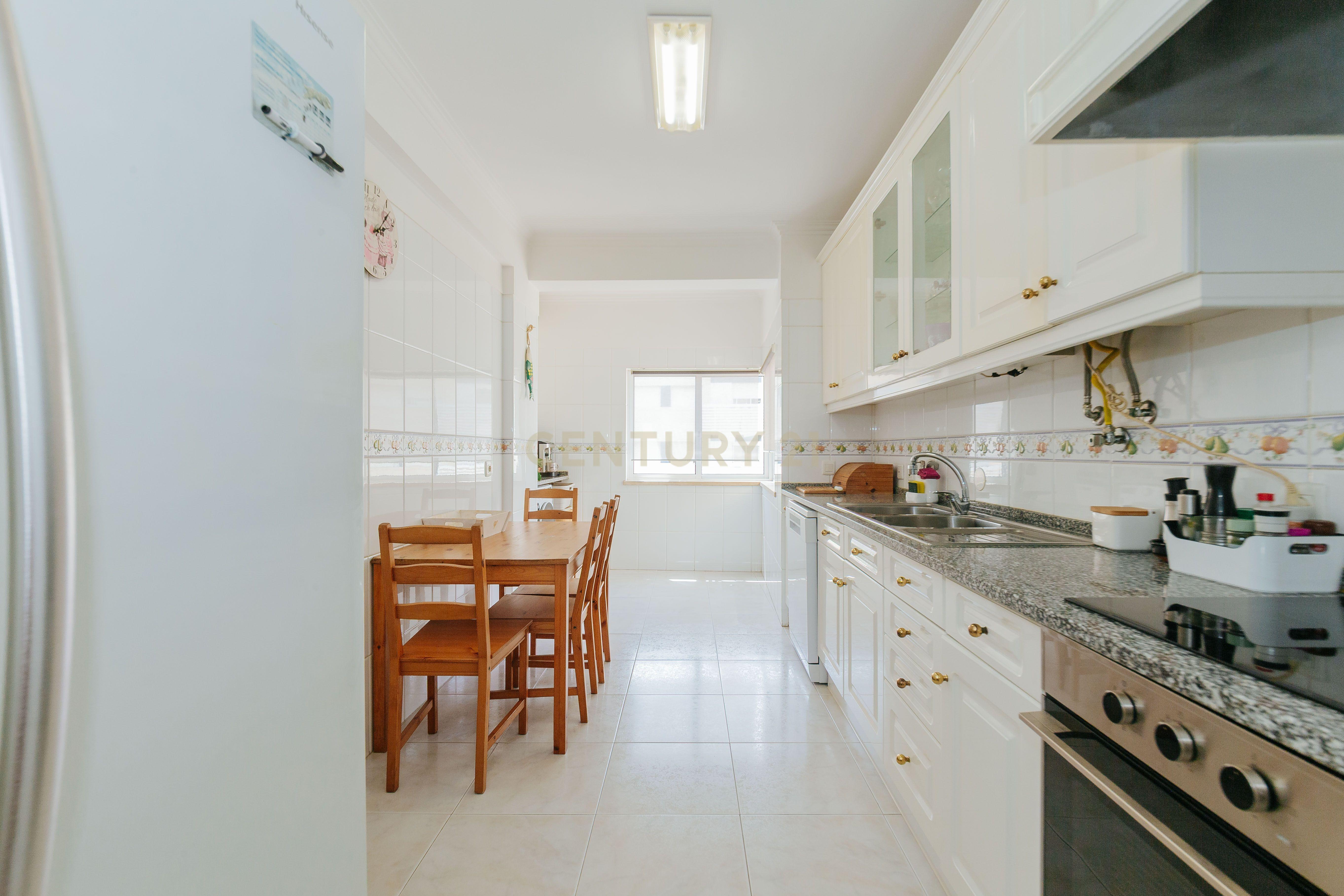 Fotografia 6 de Apartamento T3 em Santa Iria de Azoia, Loures