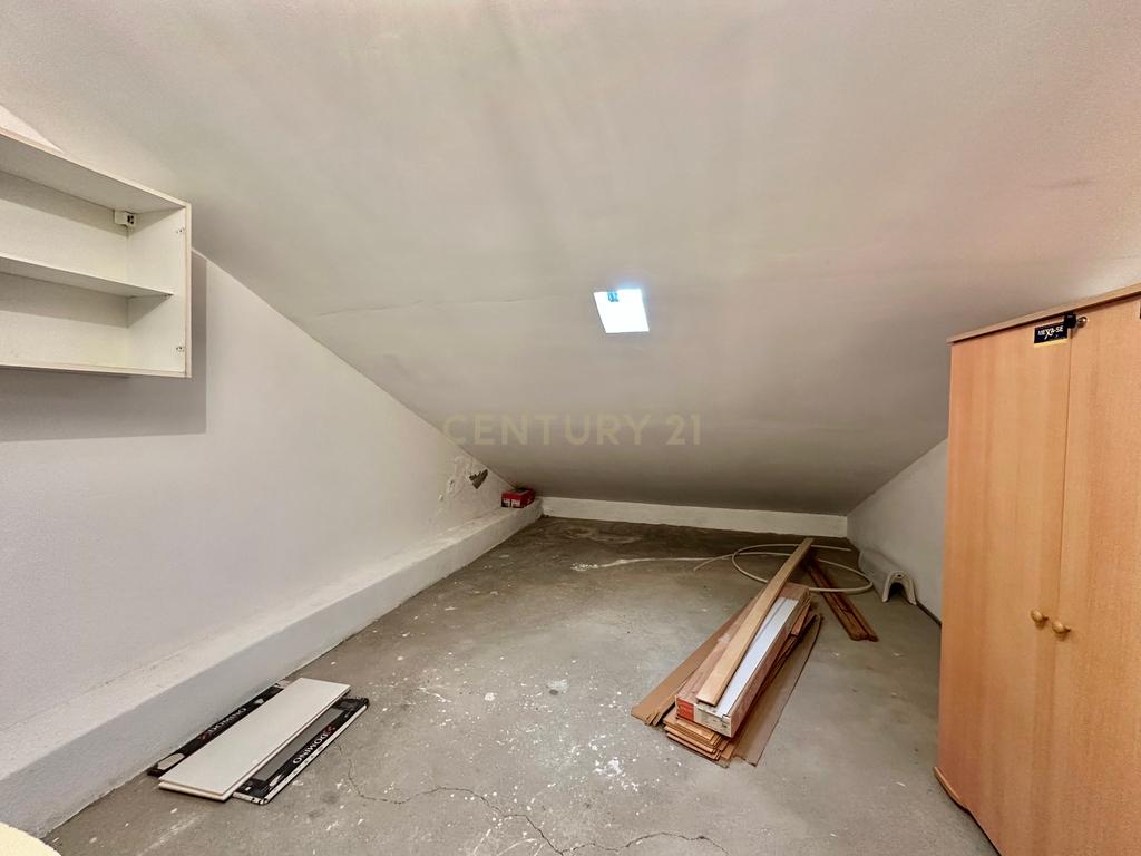 T3 na Urbanização Nova Moita com Varanda e Lareira - Image 32