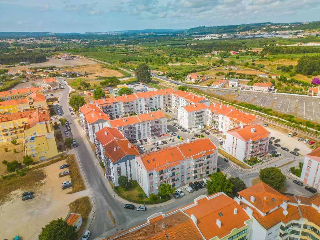 Apartamento T3 com elevador e garagem fechada em Cidade Nova, Caldas da Rainha! - Image 24