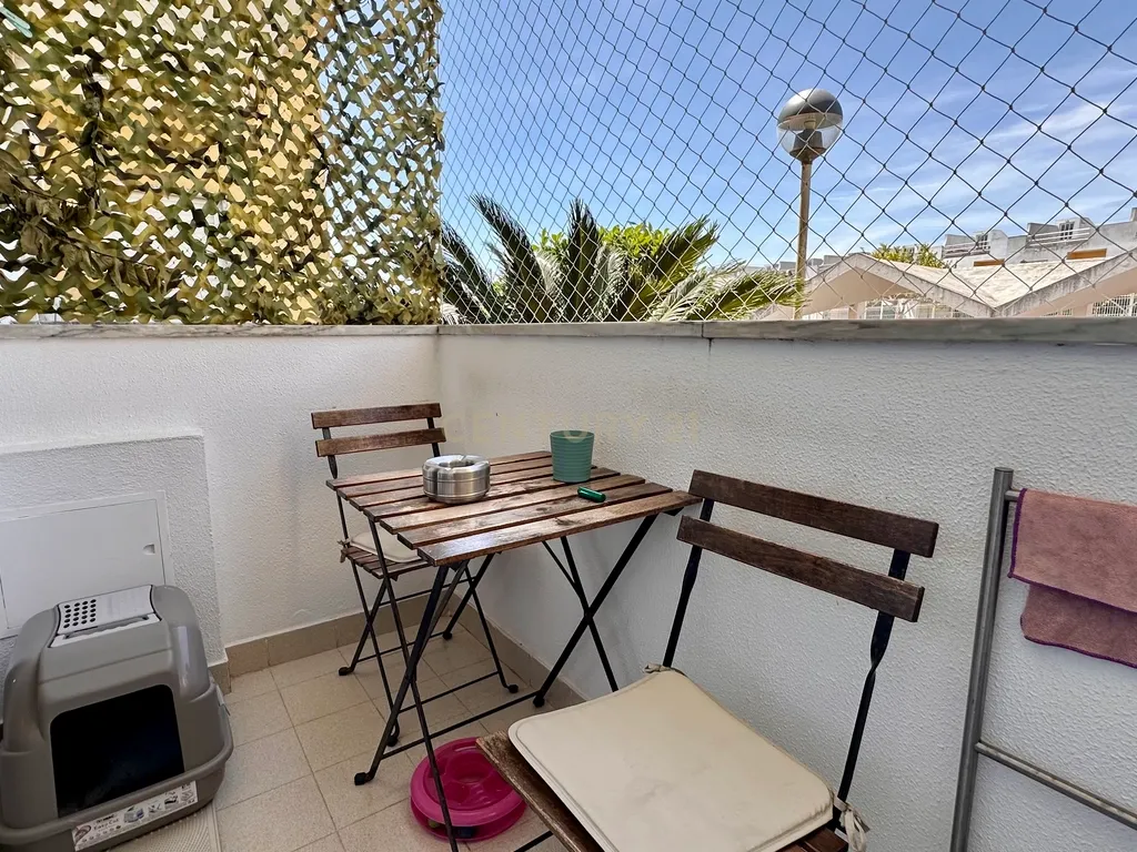 Venda T1 com Terraço Privativo em Condomínio Fechado no Carregado - Image 13